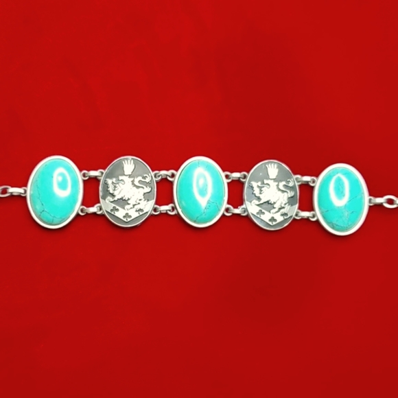 Twilight New Moon Alice Turquoise Cabochon Bracelet - Picture 2 of 9